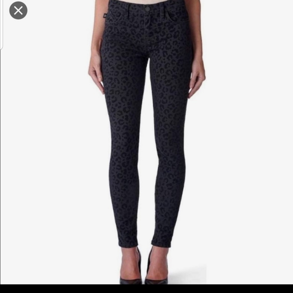 Rock & Republic Black Cheetah Print Skinny Jean's size 8